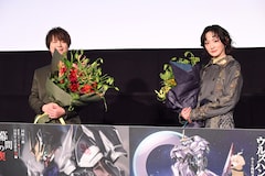 左から河西健吾、生駒里奈